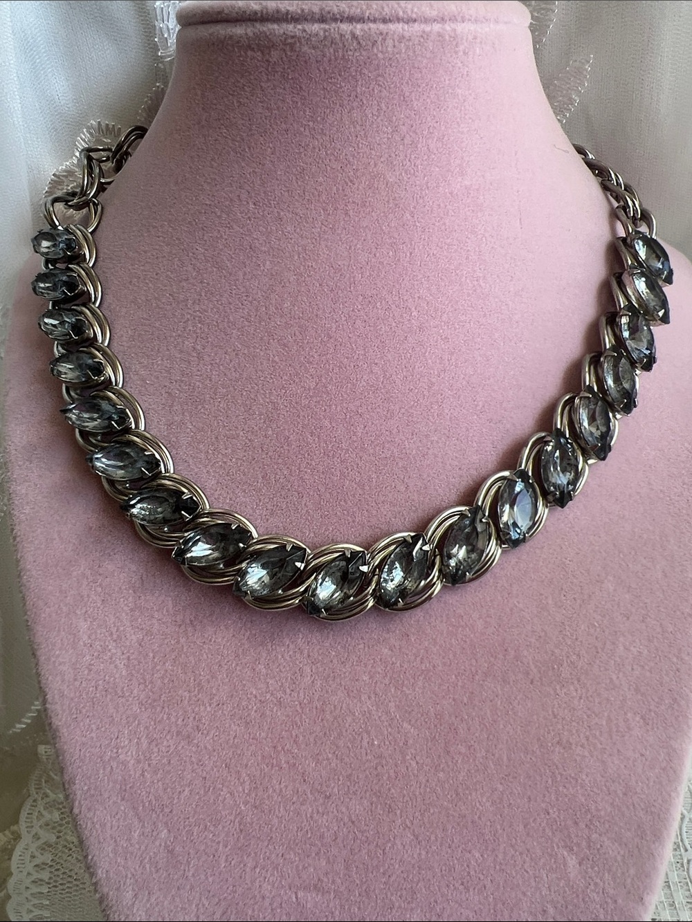 Silver Crystal Link Necklace - Women's Fashion Jewelry